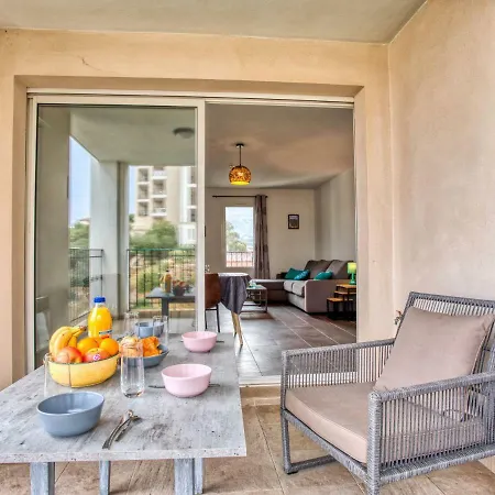 Clos Des Oliviers.2 Apartamento *